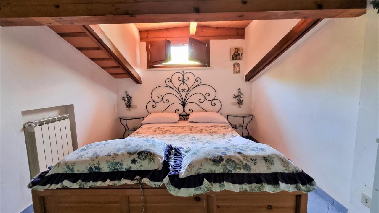 Villa Cecilia Sul Lago Fronte Mare Sperlonga Kültér fotó