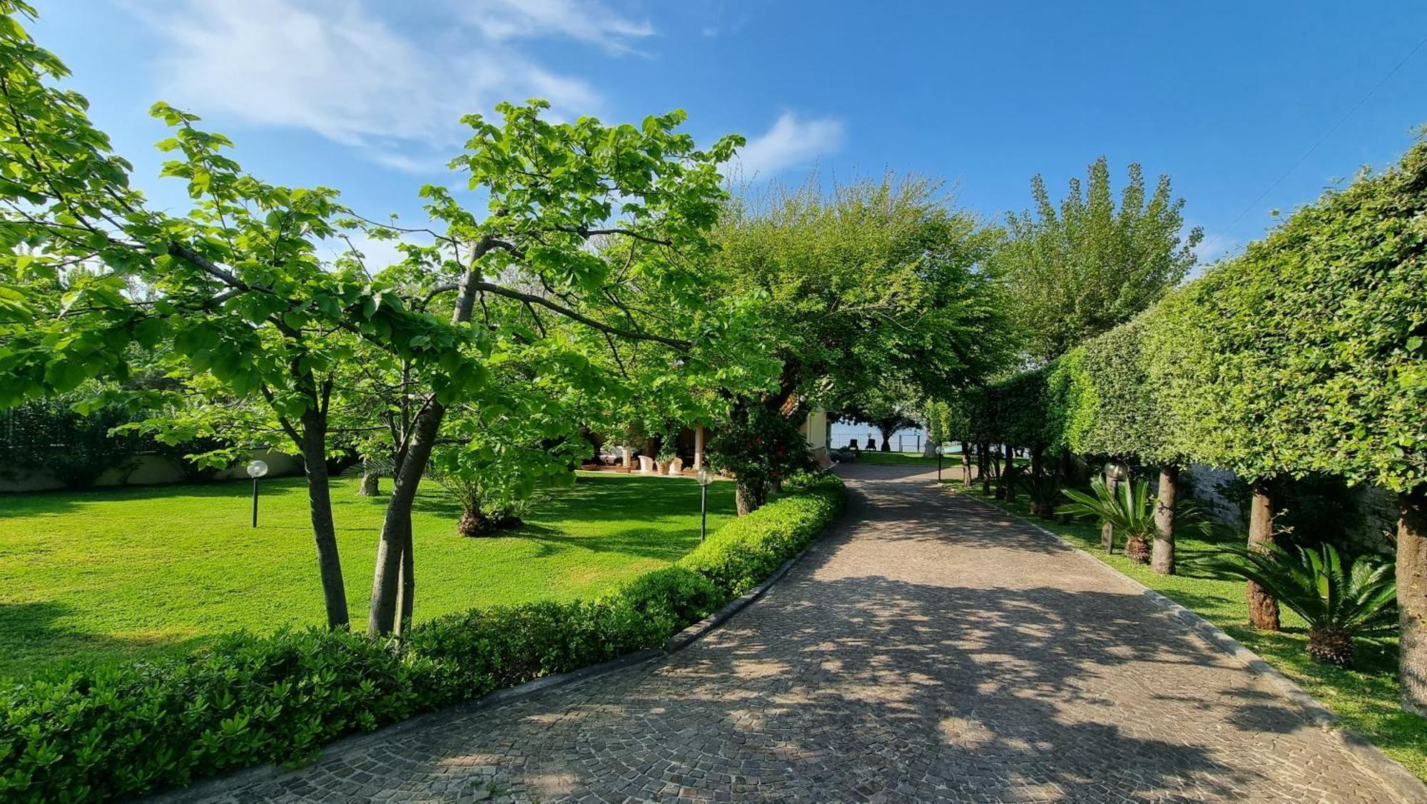 Villa Cecilia Sul Lago Fronte Mare Sperlonga Kültér fotó