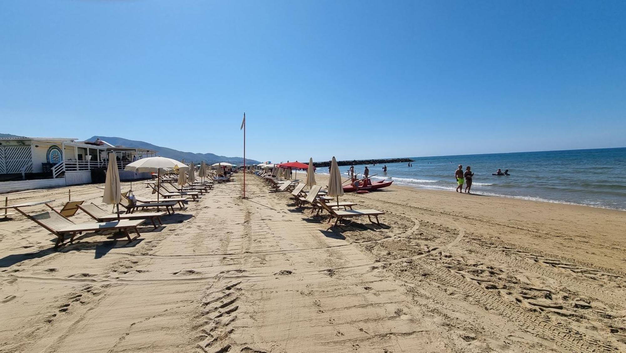 Villa Cecilia Sul Lago Fronte Mare Sperlonga Kültér fotó
