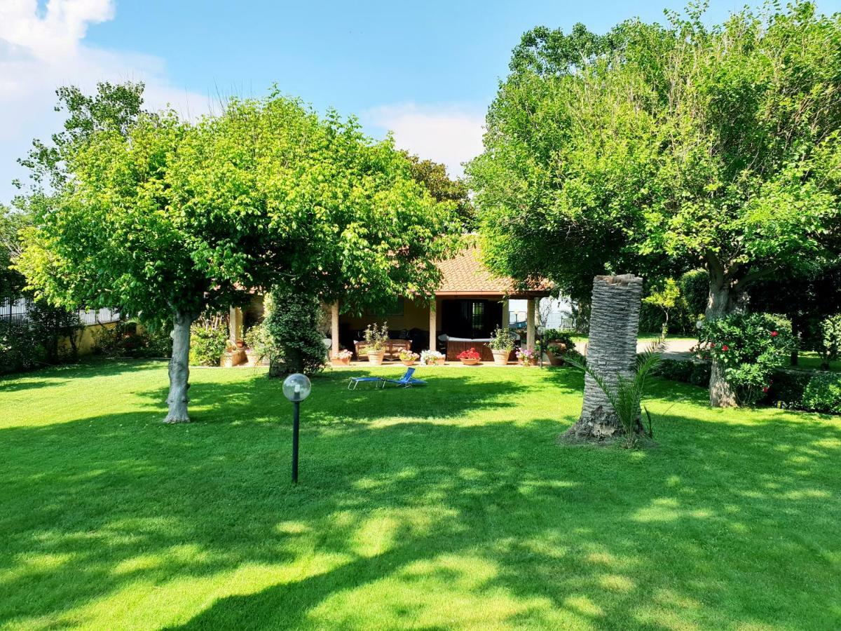 Villa Cecilia Sul Lago Fronte Mare Sperlonga Kültér fotó